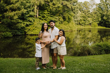 Load image into Gallery viewer, Spring 2026 Family Session